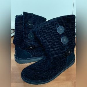 UGG Black knit boots, Women’s, Size 6